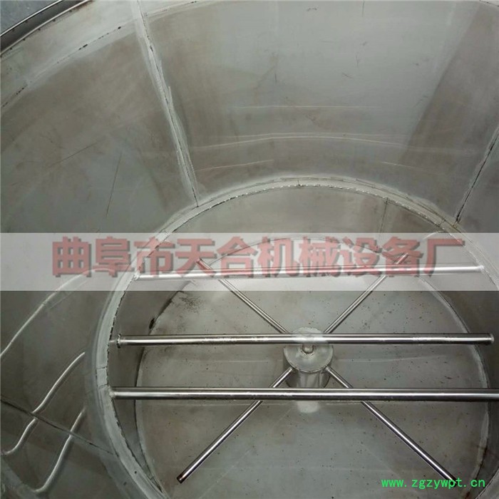 定做各种型号酿酒设备 多功能家用酿酒机 葡萄酒发酵罐 不锈钢储酒罐 现货蒸馏酒设备 定做各种型号酿酒设备 多功能家用酿酒机 葡萄酒发酵罐 不锈钢储酒罐 现货蒸馏酒设备