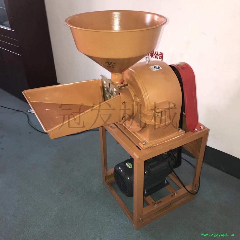 中药粉碎机 新小型磨面机 家用立式打面机02