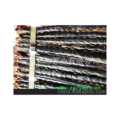 长期批发供应优质的药用蜈蚣，低价促销动物中药材蜈蚣