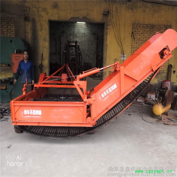 内蒙黄芪药材挖掘机厂家 苍术中药材收获机工作视频 圣嘉高效药材播种机