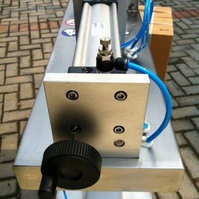 灌装机 芝麻油 牛奶 酸奶 膏体灌装机