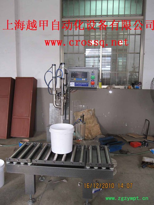 供应越甲FM-SW上海越甲食品行业液体灌装机