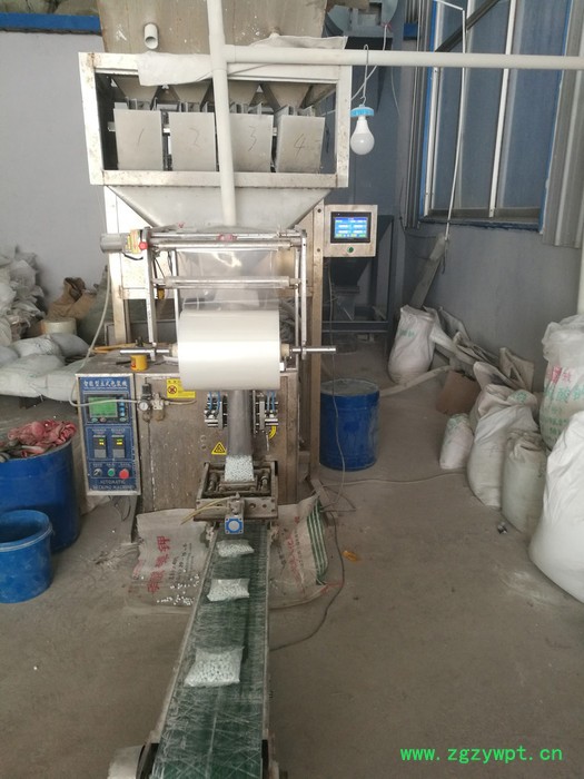 供应500克全自动称重颗粒包装机 称重灌装机