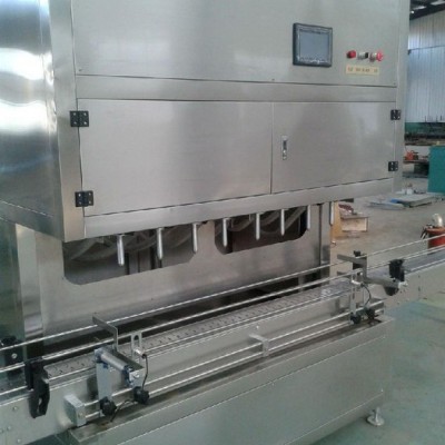 供应山东液体灌装机  油类8头全自动灌装机