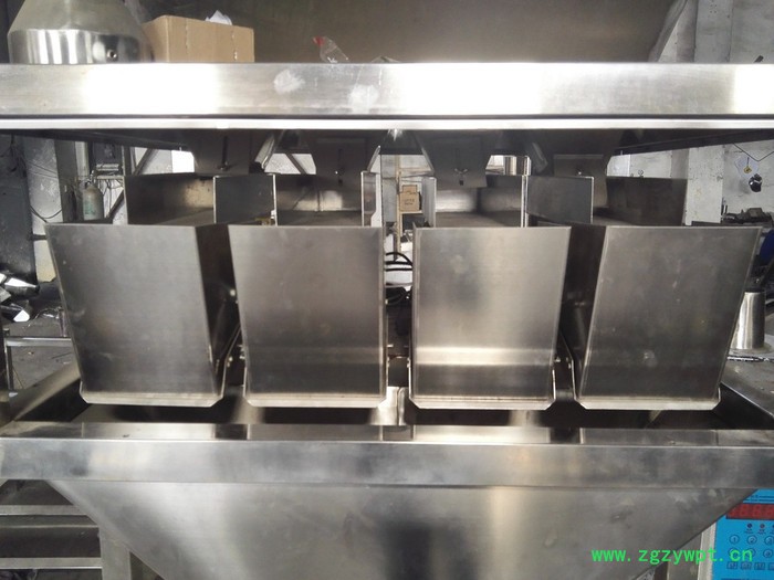 葡萄干定量灌装机 称重灌装机 颗粒灌装机