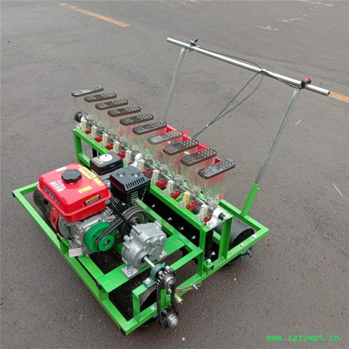 拖拉机蔬菜籽中药材播种机 萝卜单粒播种机 四行蔬菜谷子播种机 拖拉机蔬菜籽中药材播种机 萝卜单粒播种机 四行蔬菜谷子播种机