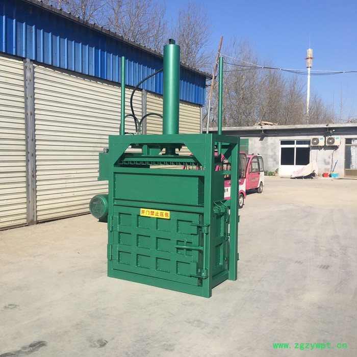 佳鑫2019新款立式中药材液压打包机  山东海绵压缩机 油漆桶压扁机生产厂家