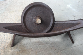 药碾：载医载药的“小船